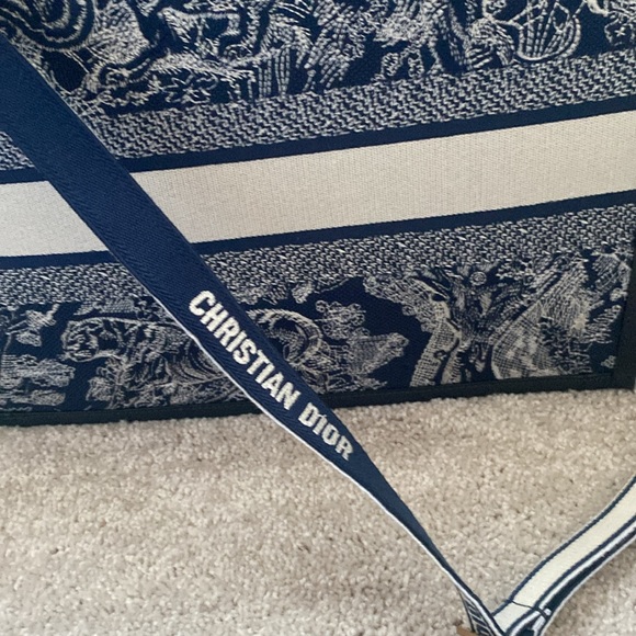 DIOR MEDIUM BOOK TOTE - Picture 3 of 7